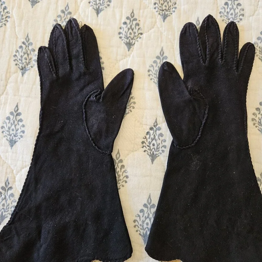 Vintage Juliette Black Suede Opera Gloves Scalloped Edge Formal Evening 6.5